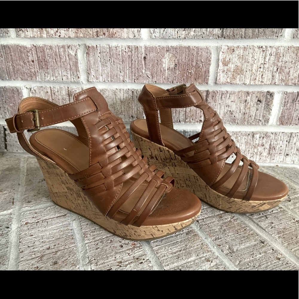 Comfy & stylish Wedges; Women’s 6
